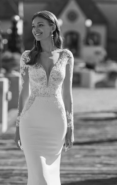 Rosa Clara ($2500 - $6500) Lotus Bridal Rosa Clara ($2500 - $6500) Lotus Bridal