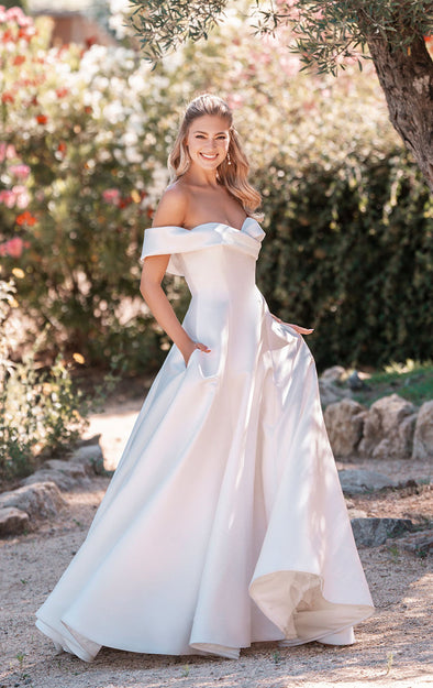 Allure Bridals ($1500 - $2800) Lotus Bridal Allure Bridals ($1500 - $2800) Lotus Bridal