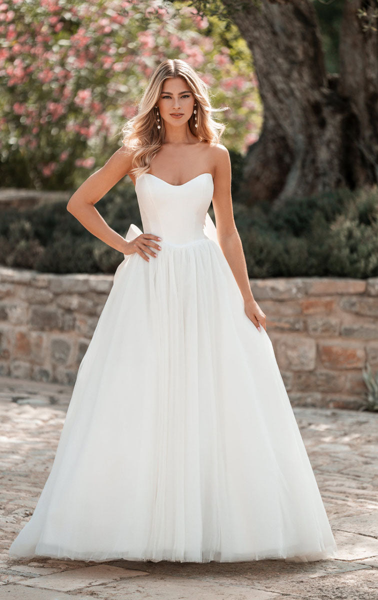 Allure Bridals ($1500 - $2800) Lotus Bridal Allure Bridals ($1500 - $2800) Lotus Bridal