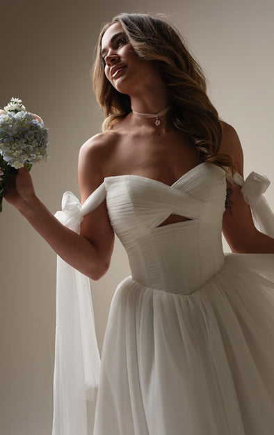 Maggie Sottero ($1800 - $2500) Lotus Bridal Maggie Sottero ($1800 - $2500) Lotus Bridal
