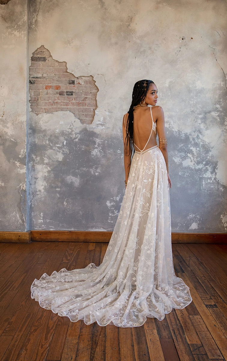 All Who Wander ($1800 - $2800) Lotus Bridal All Who Wander ($1800 - $2800) Lotus Bridal