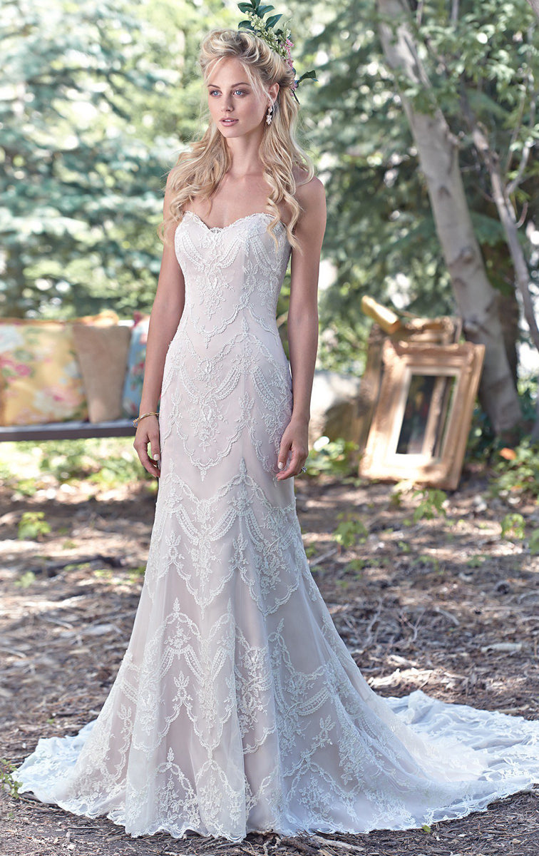 Kirstie – Lotus Bridal