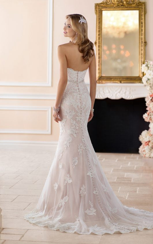 6379 – Lotus Bridal