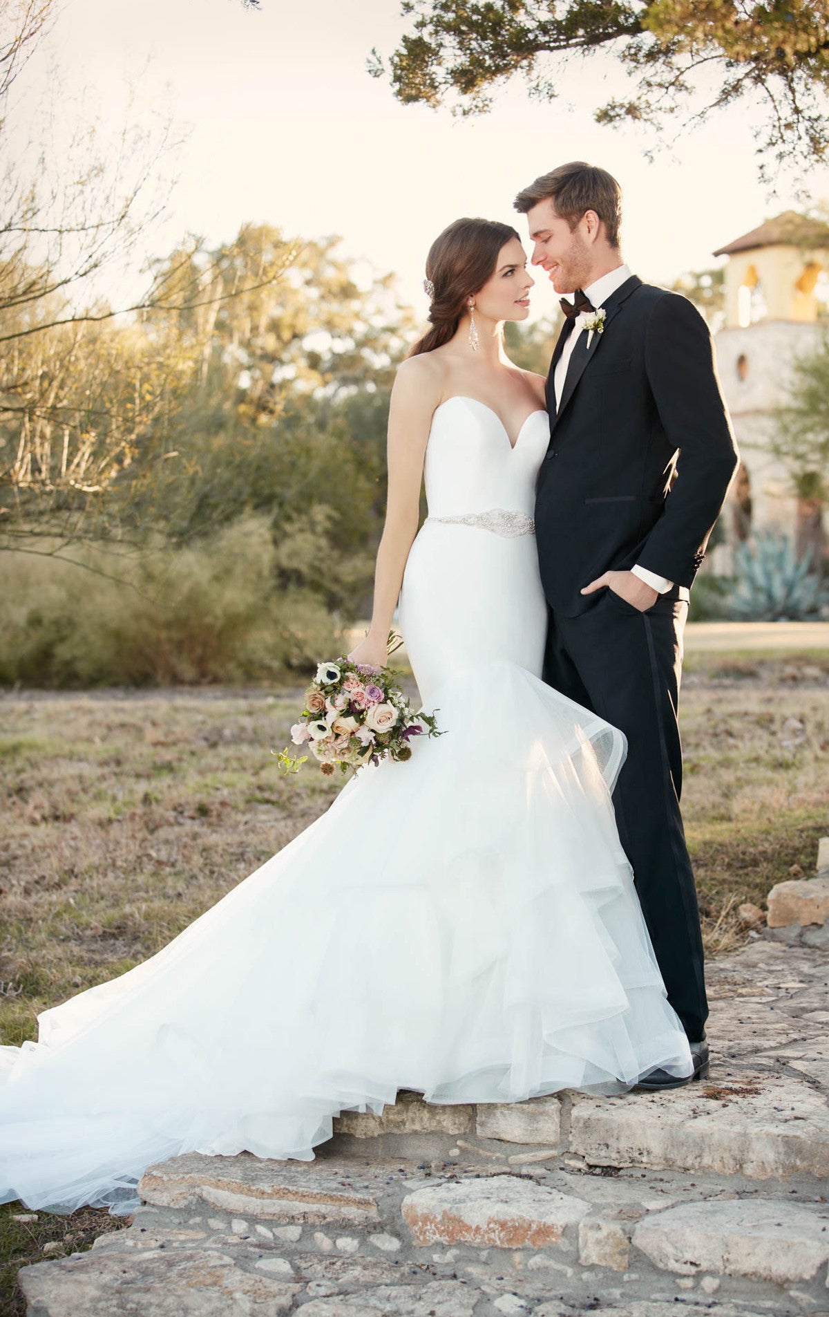 D2027 Lotus Bridal