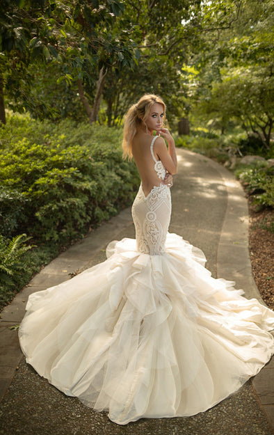 Naama and Anat 5000 7000 Lotus Bridal