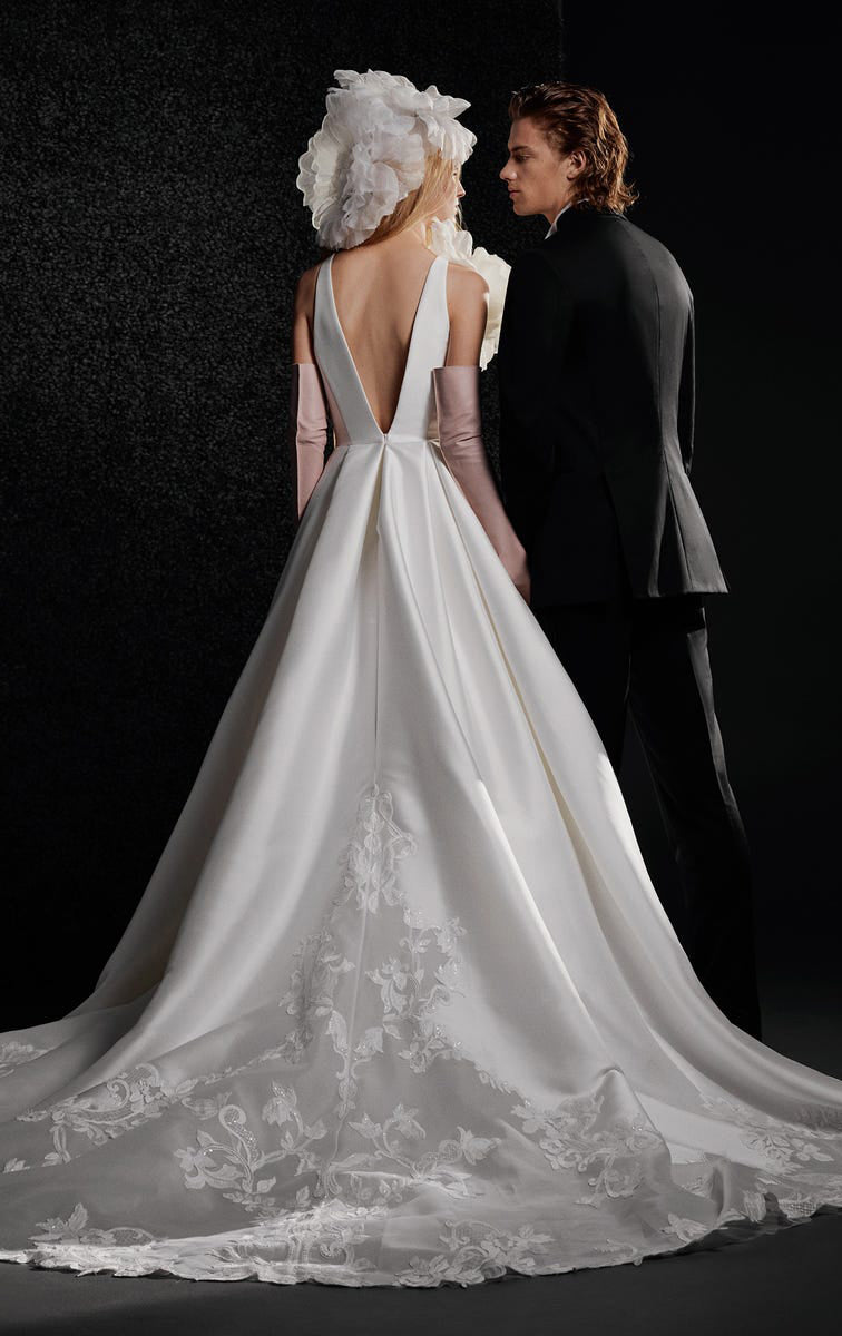 Vera Wang ($2500 - $3800) Lotus Bridal Vera Wang ($2500 - $3800) Lotus Bridal