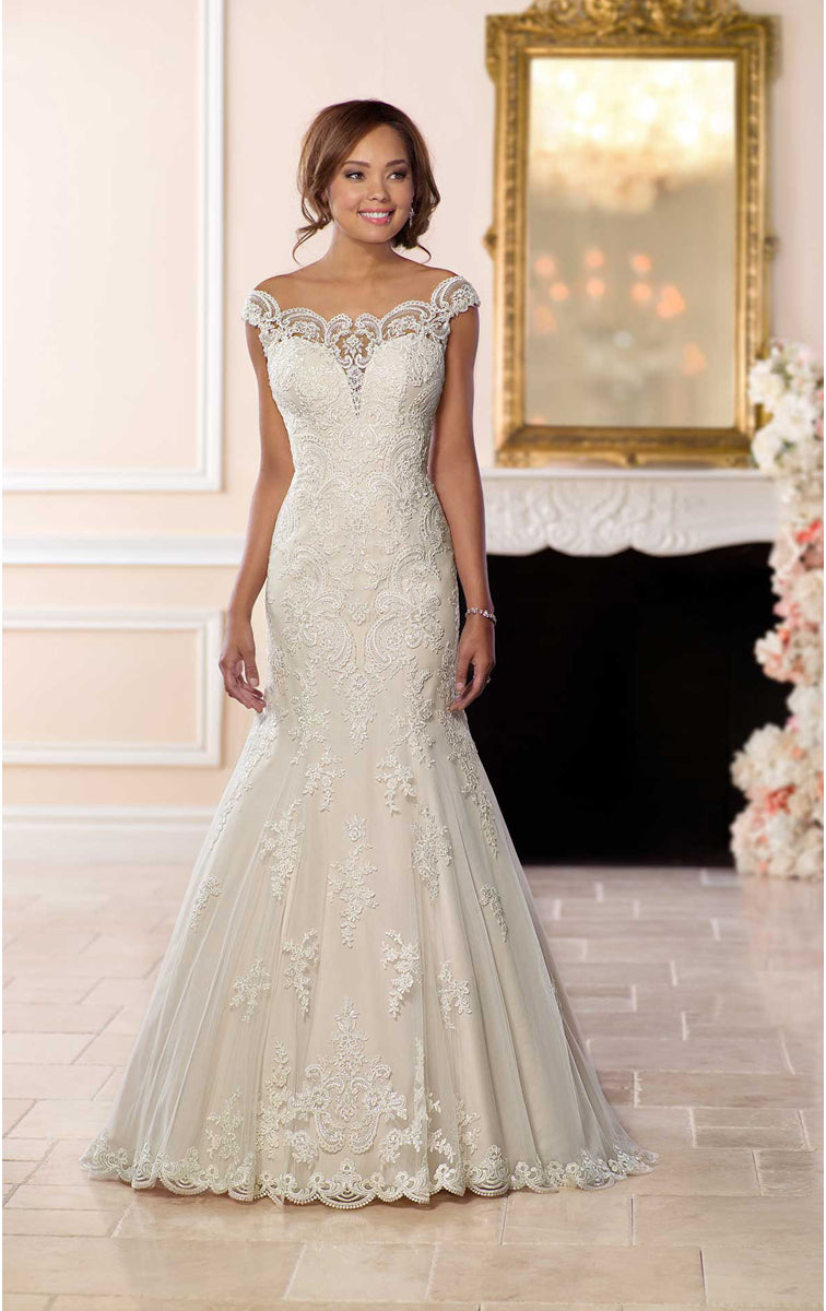 6569 – Lotus Bridal